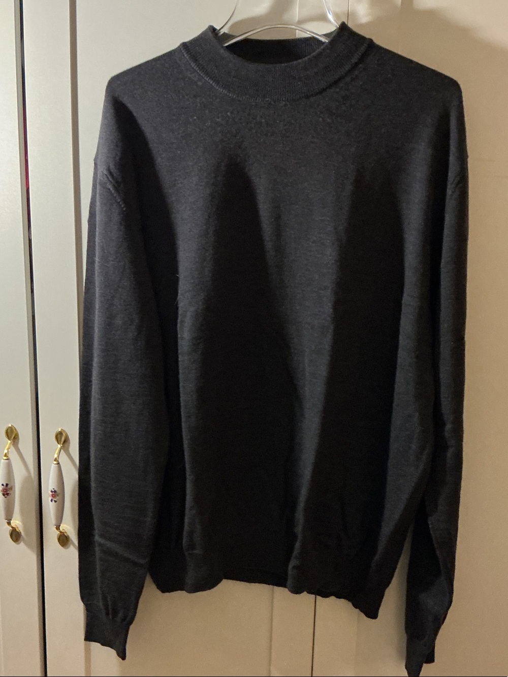 Classic Crewneck Sweater in Charcoal Black